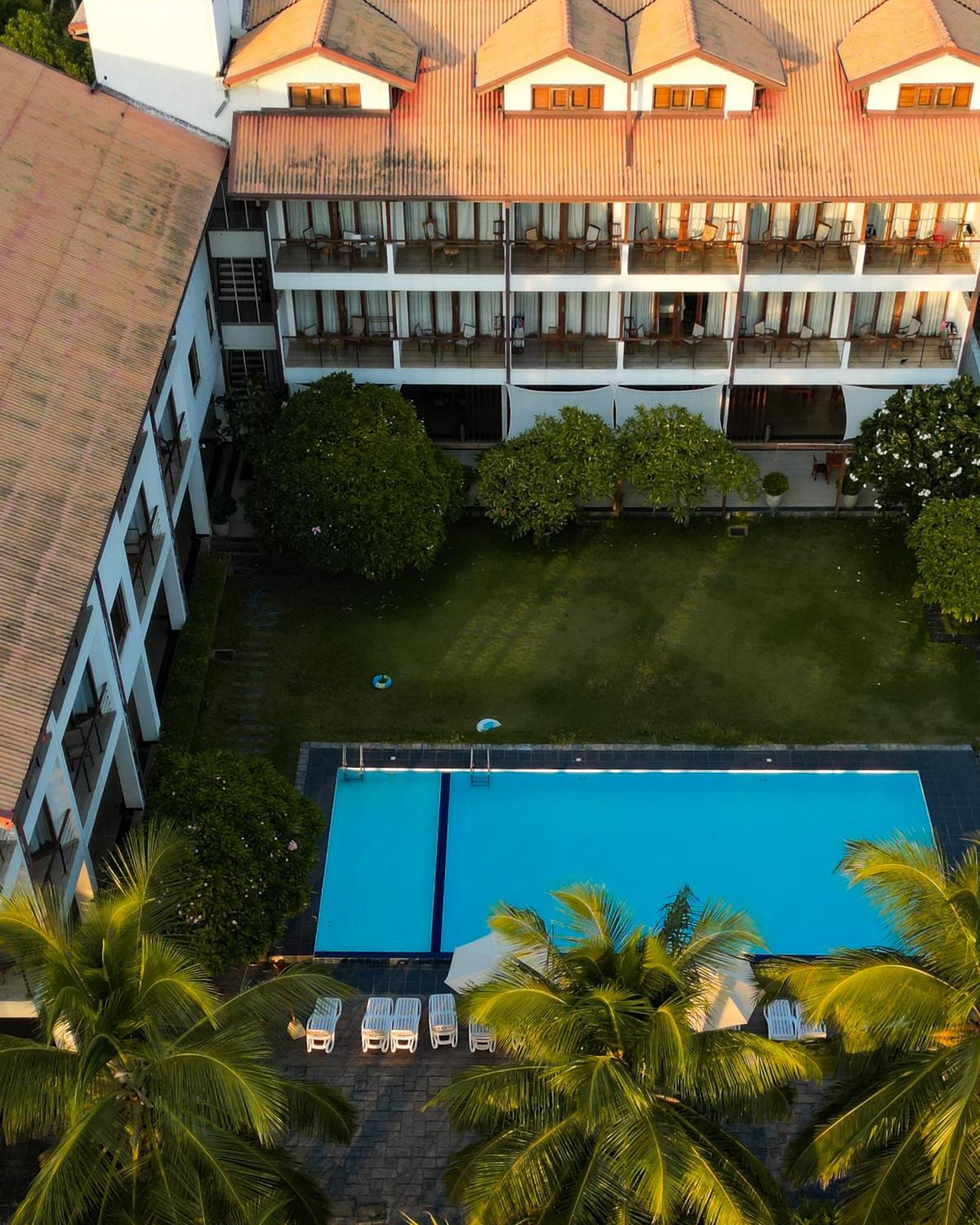 Cardamon Hotel Nilaveli Extérieur photo
