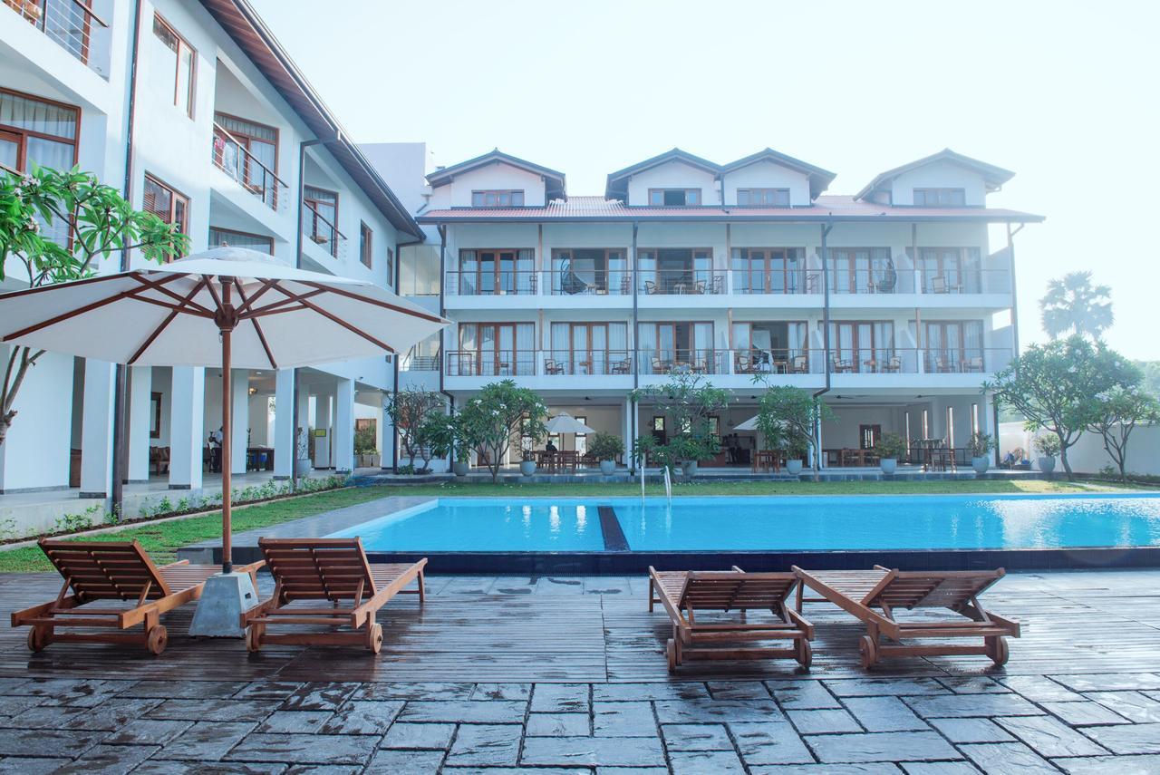 Cardamon Hotel Nilaveli Extérieur photo