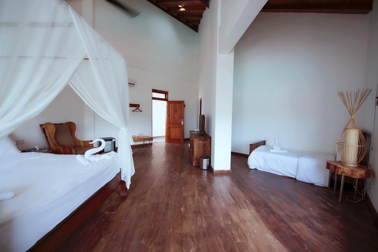 Cardamon Hotel Nilaveli Extérieur photo