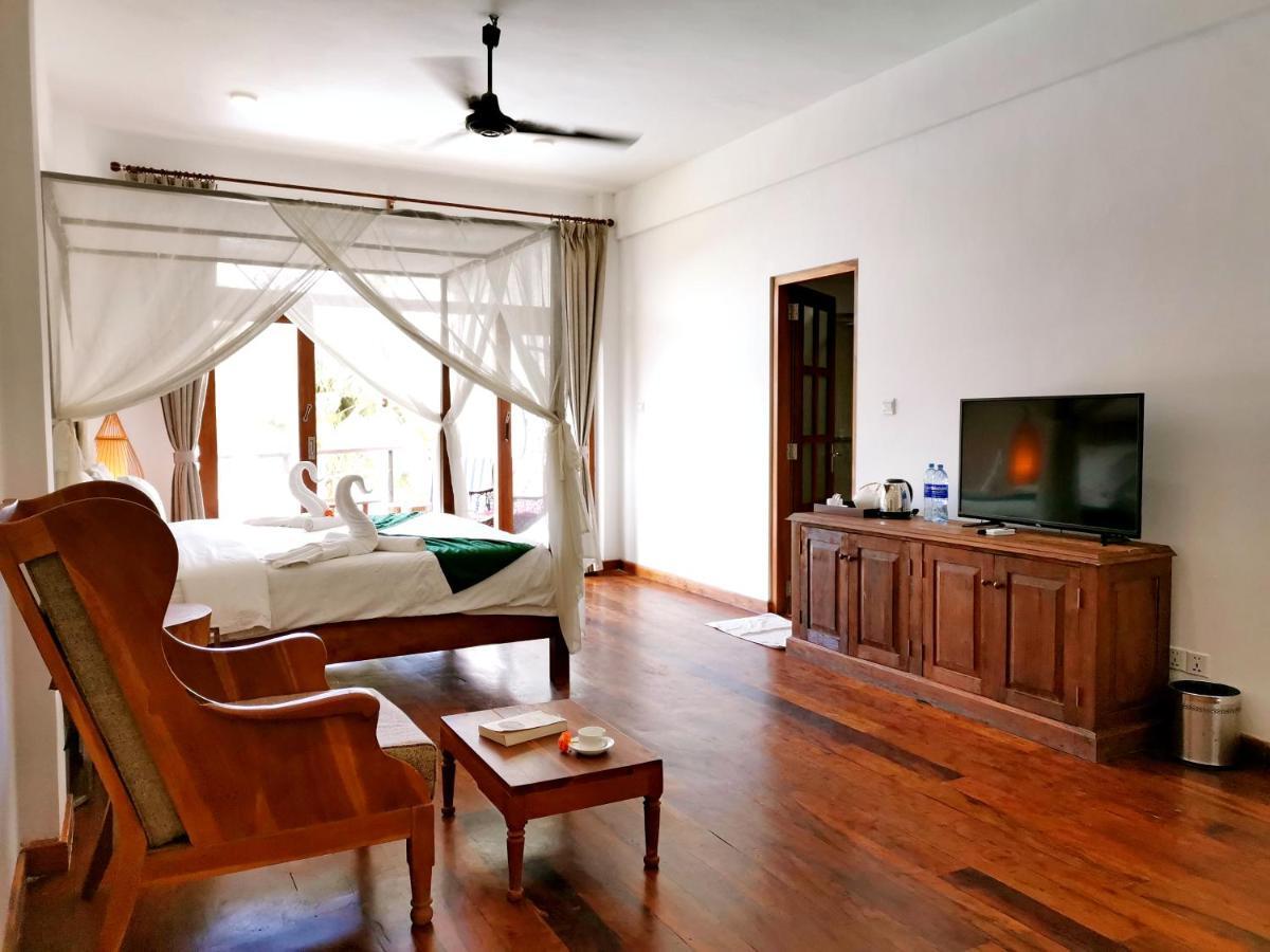 Cardamon Hotel Nilaveli Extérieur photo